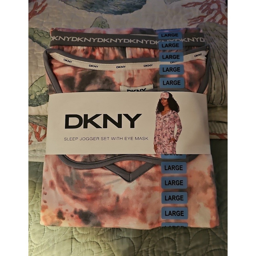 DKNY PAJAMAS